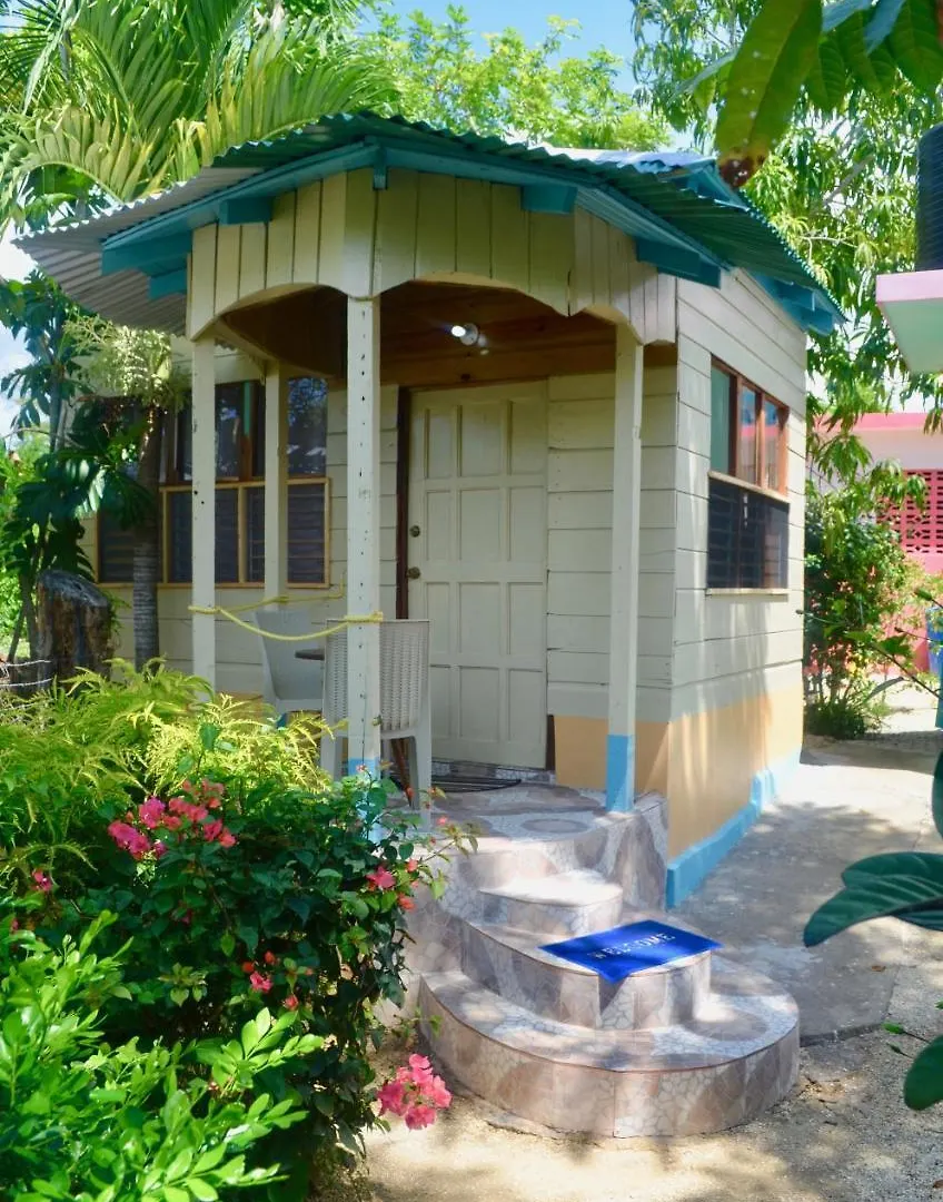 Bed & Breakfast Coral Cottage Jamaica Negril