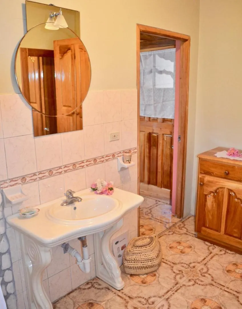 Coral Cottage Jamaica Negril Bed & Breakfast